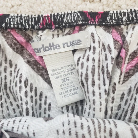 Patterned Maxi Dress - Picture 6 of 7